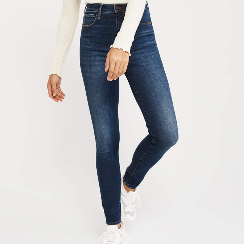 Abercrombie & Fitch Ultra High Rise Dark Wash Super Skinny Jeans